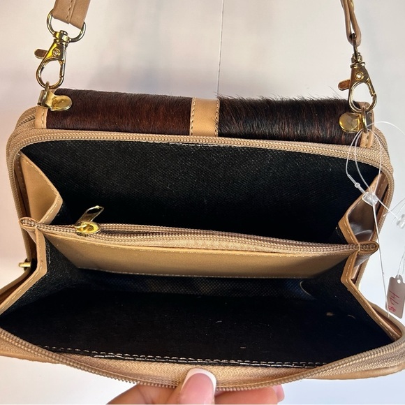 Crossbody Wallet- Tooled Mexican Hand Bag- bolsa Artisanal - Leather /Cowhide(B) - Picture 9 of 16